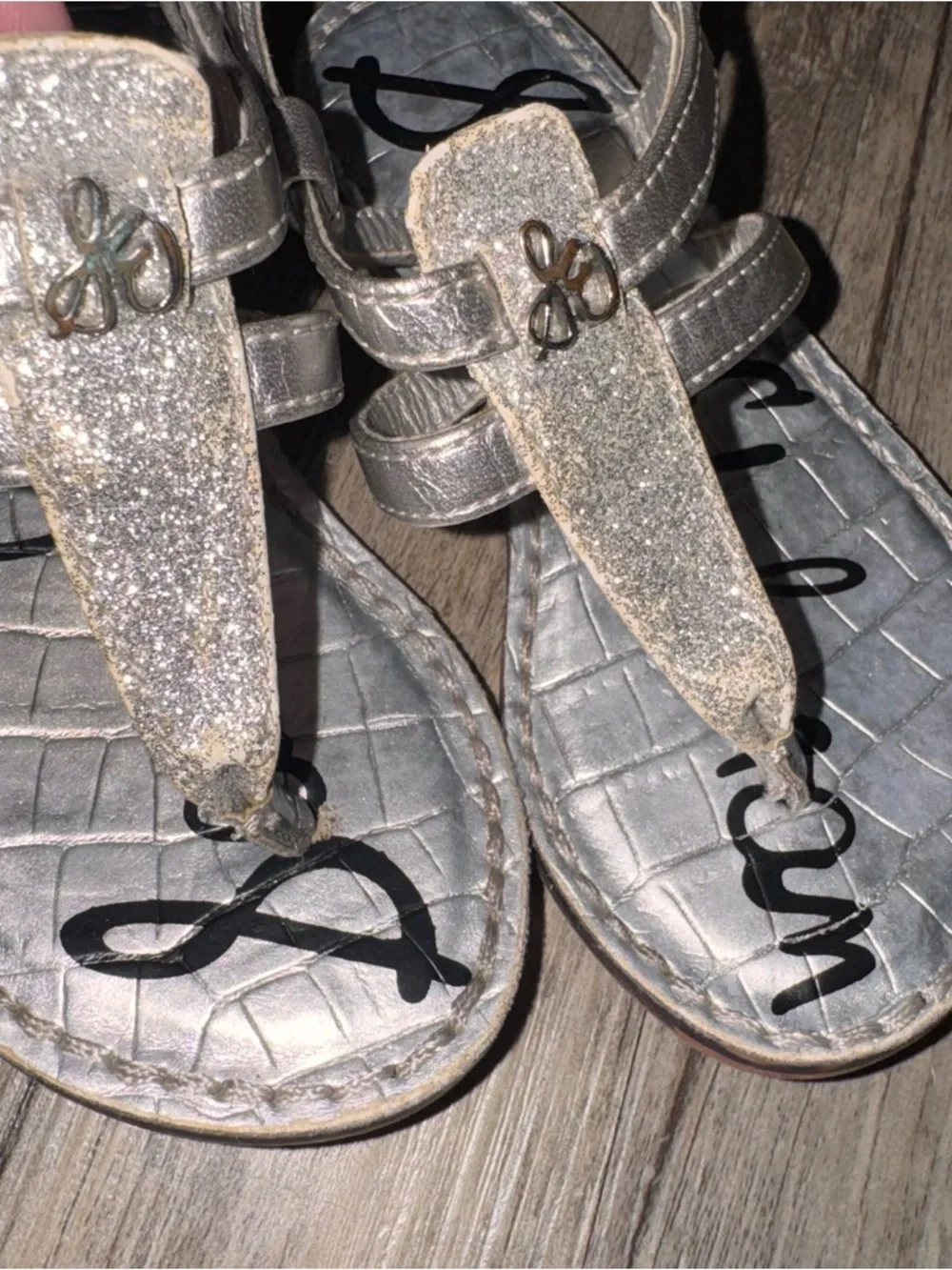 Sam Edelman Girls Silver Glitter T-Strap Sandals